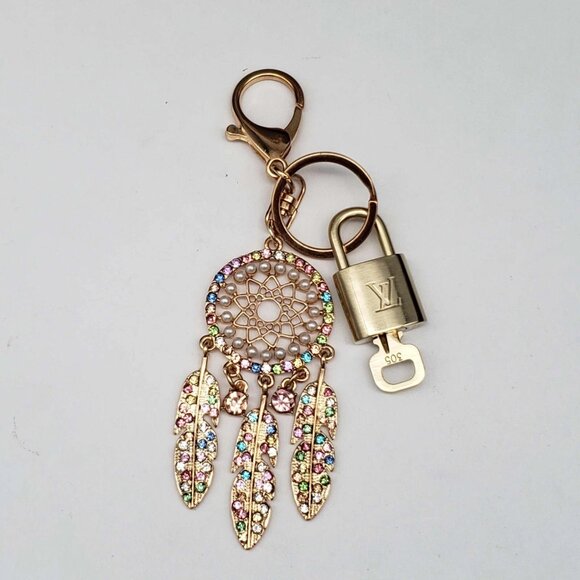 Authentic Louis Vuitton Lock & Key with unbranded Dream Catcher Keycharm - Picture 7 of 9